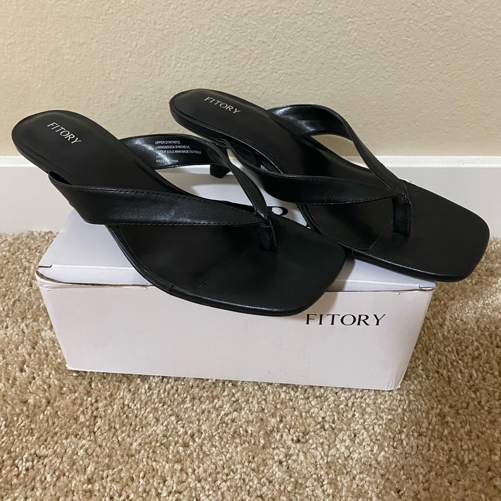 Women’s Kitten Heel Sandals